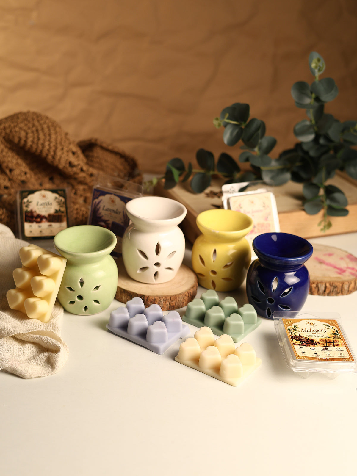 BAKHOOR - Ceramic Aroma Diffuser & Scented Wax Melts Set