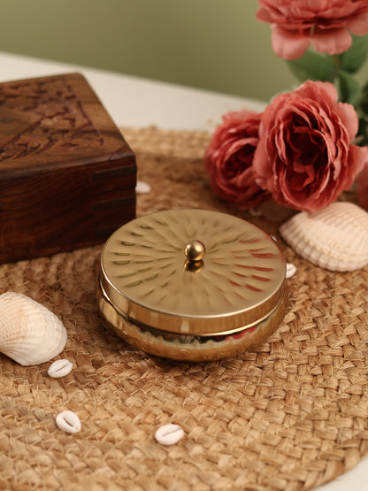 ZARIYA - Golden Urli Scented Candle with Lid